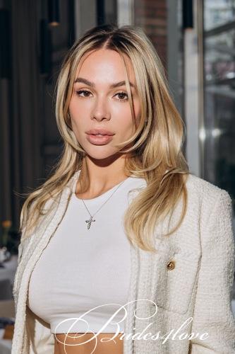 Maria