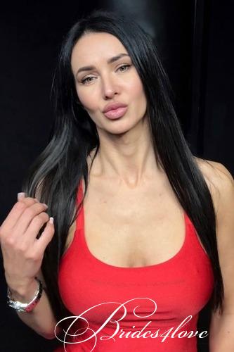 Yulia