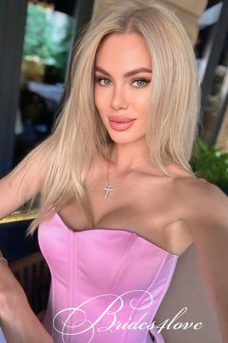 Yulia
