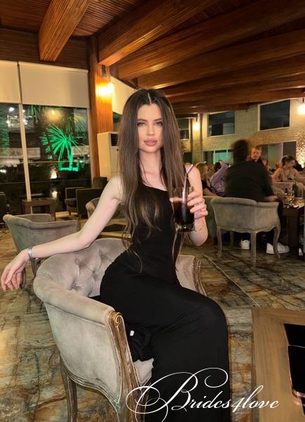 Alona
