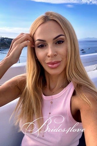 Alyona
