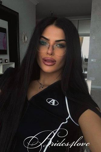 Ksenia