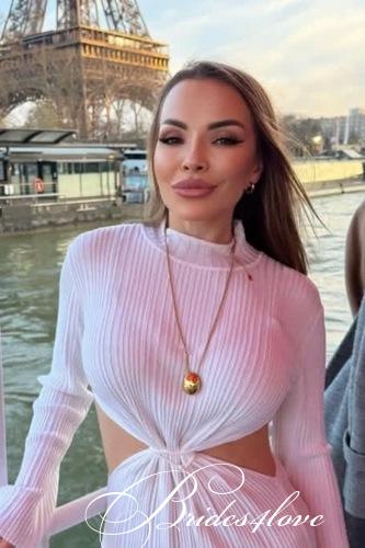 Larisa