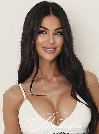 Khrystyna